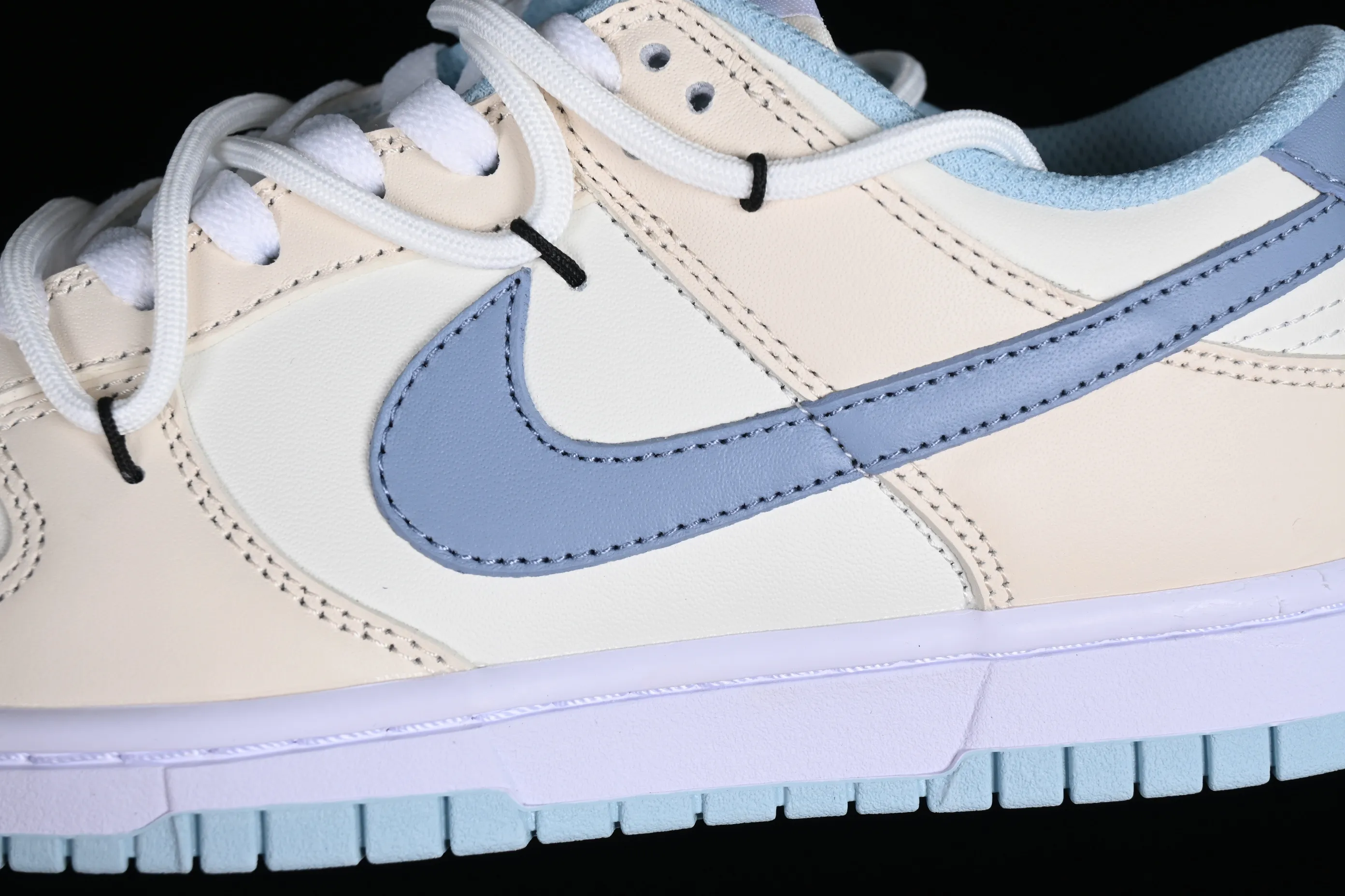 All Categories Nk SB Dunk Series Nk SB Dunk Low Low-top Sneakers Z Version Nk Dunk Low Summer Feeling Sea Salt Milk Ice Customized Deconstructed Strap Casual Sneakers DD1503-123